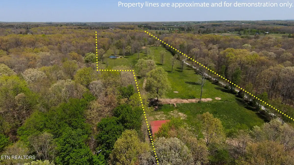 326 Breckenridge Drive, Crossville, TN 38572 - Image #1