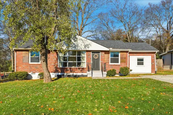 2403 Sandy Dr, Nashville, TN 37216