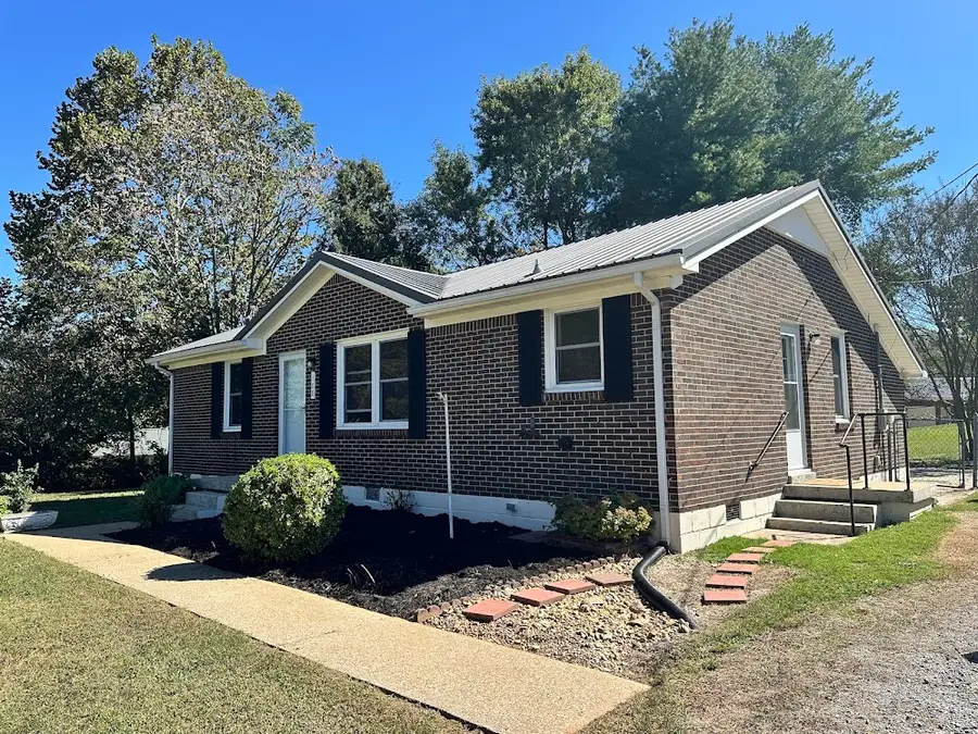 108 Hobbs Dr, Columbia, TN 38401 - Image #2