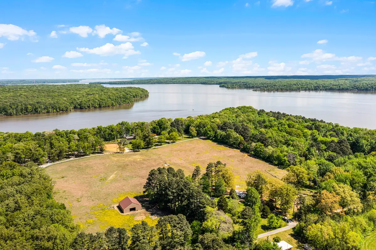 301 Killebrew Rd, Springville, TN 38256 - Image #1