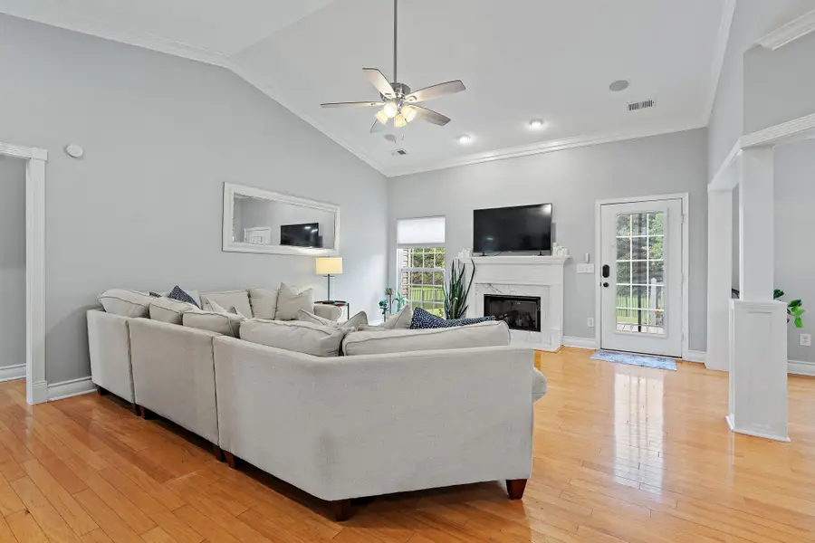 1025 Countess Ln, Spring Hill, TN 37174 - Image #3