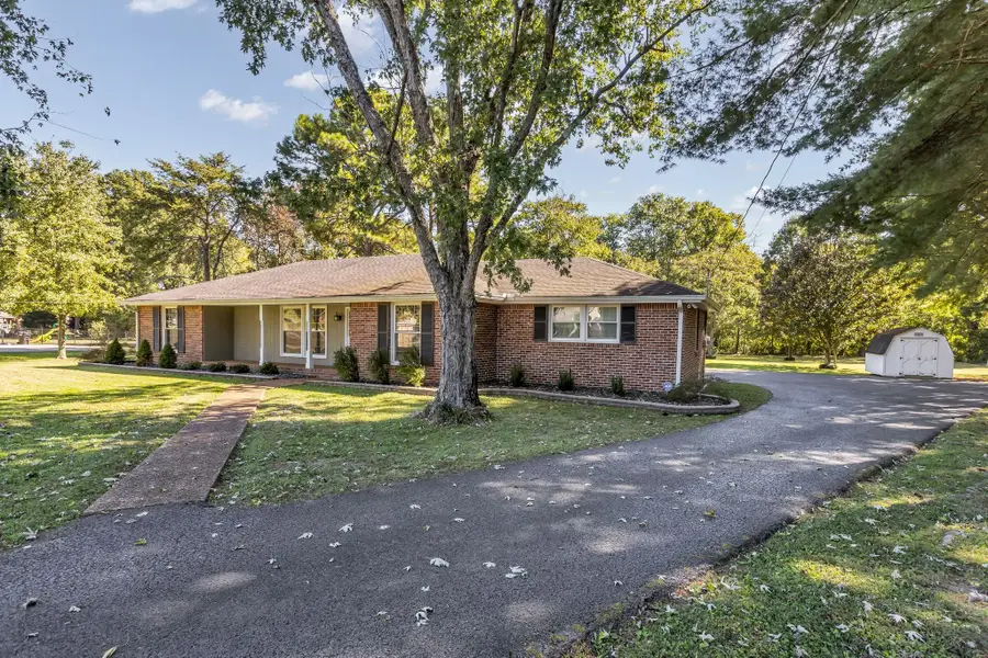 105 Ridgewood Rd, Franklin, TN 37064 - Image #3