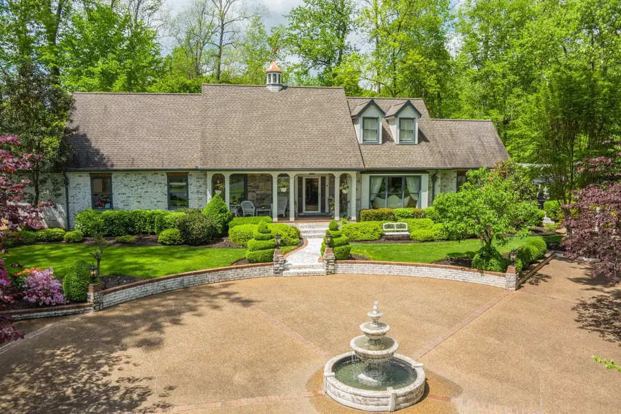 2211 Woodcreek Dr Nw, Cleveland, TN 37311 - Image #2