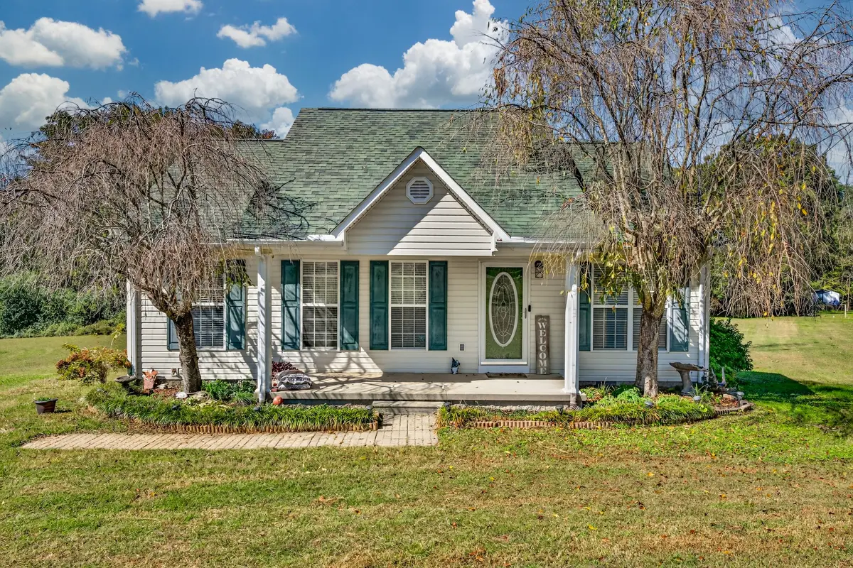 52 Ridgeline Dr, Fayetteville, TN 37334 - Image #1