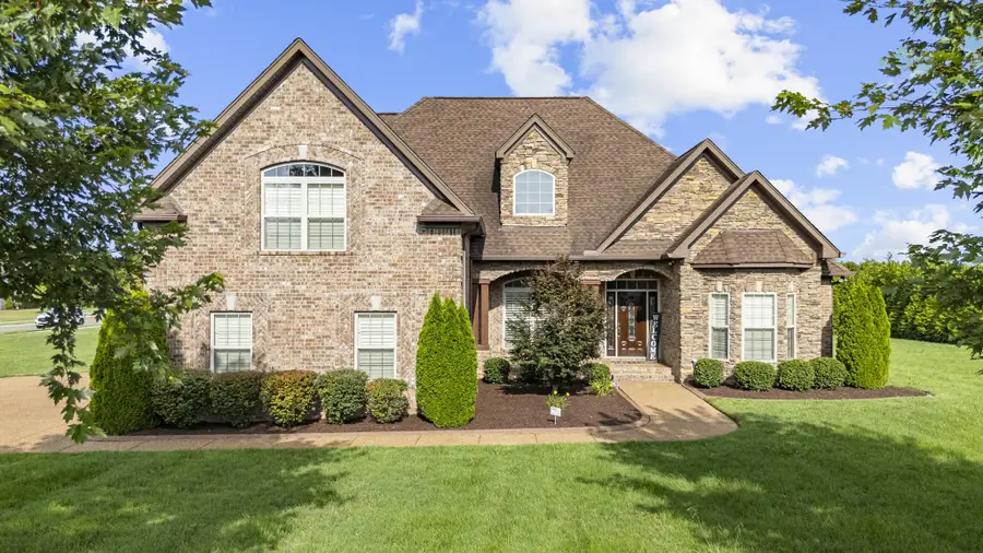 121 Springfield Dr, Lebanon, TN 37087 - Image #2