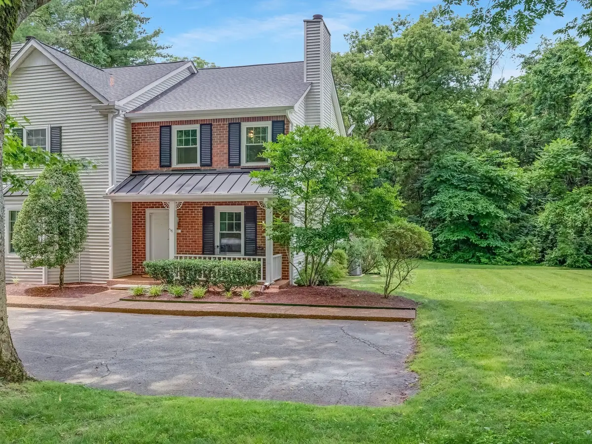 1301 Carriage Park Dr, Franklin, TN 37064 - Image #1