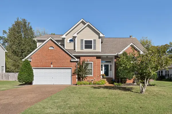 2112 Brookstone Dr, Mount Juliet, TN 37122