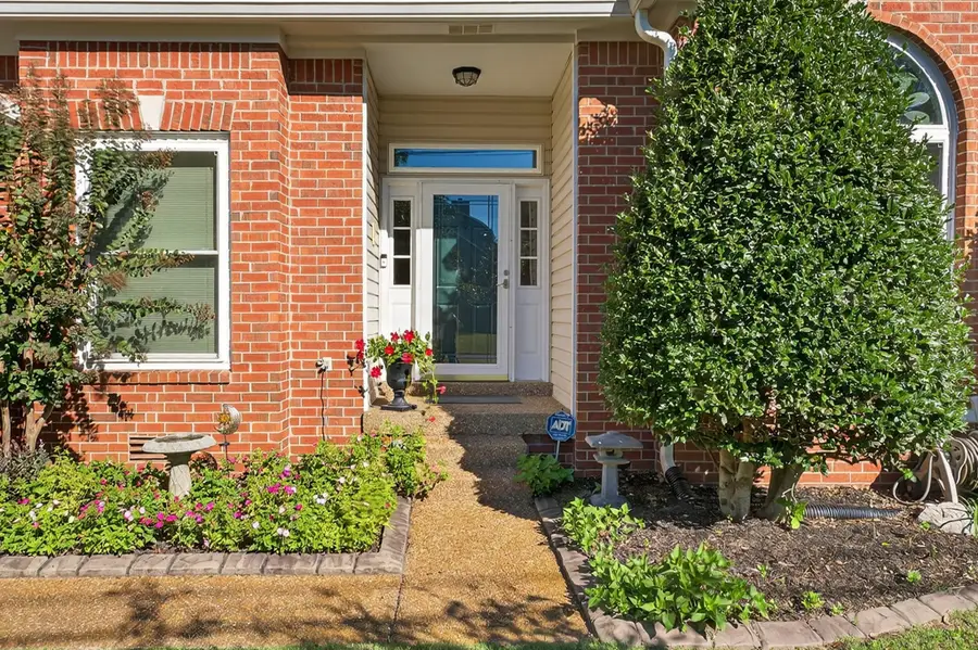 2112 Brookstone Dr, Mount Juliet, TN 37122 - Image #2