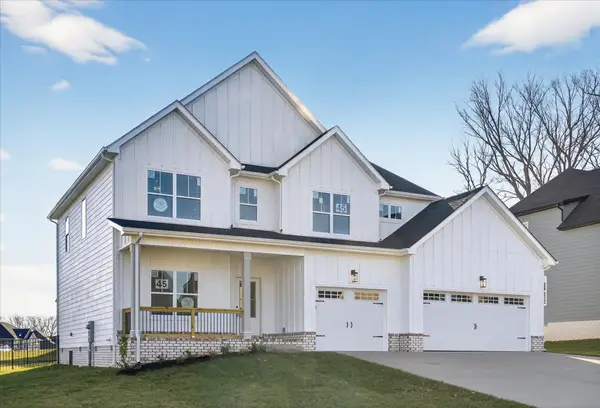 998 Alton Dr, Clarksville, TN 37043