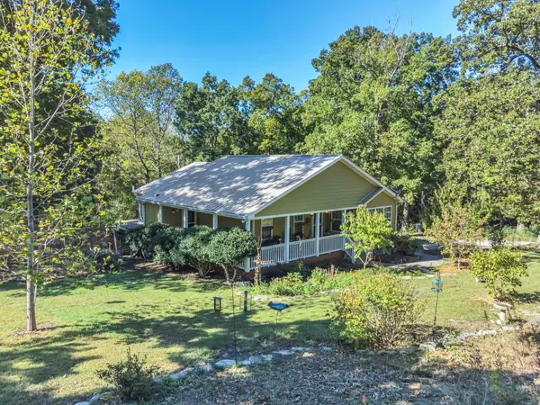 1475 Petty Road, White Bluff, TN 37187