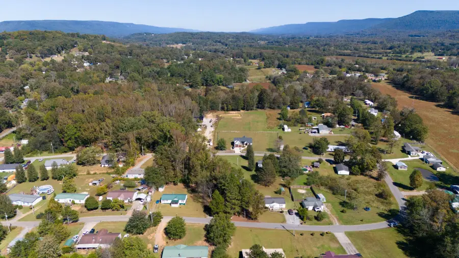 265 Dream Circle, Jasper, TN 37347 - Image #3