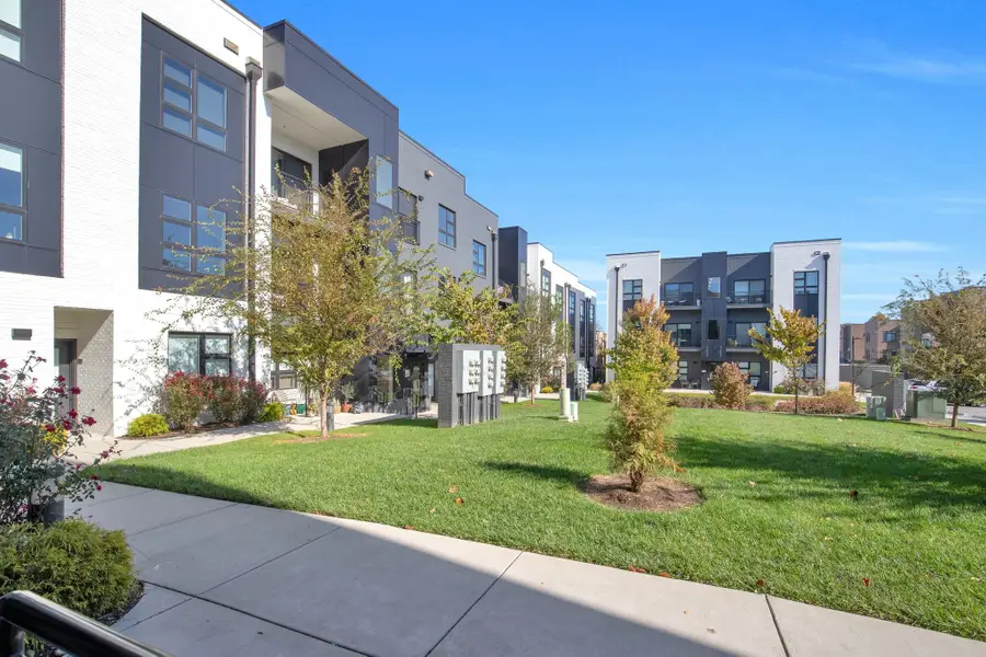 542 Southgate Ave #102, Nashville, TN 37203 - Image #2