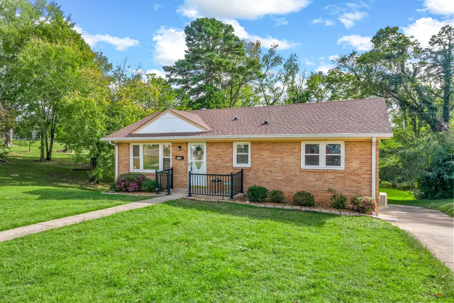 716 Woodmont Blvd, Clarksville, TN 37040 - Image #3