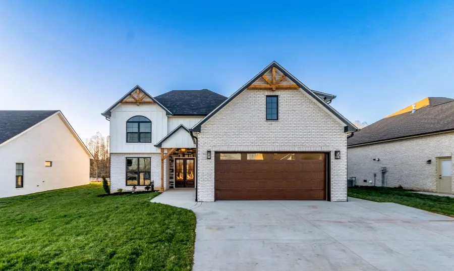 422 Lowline Dr, Clarksville, TN 37043 - Image #2