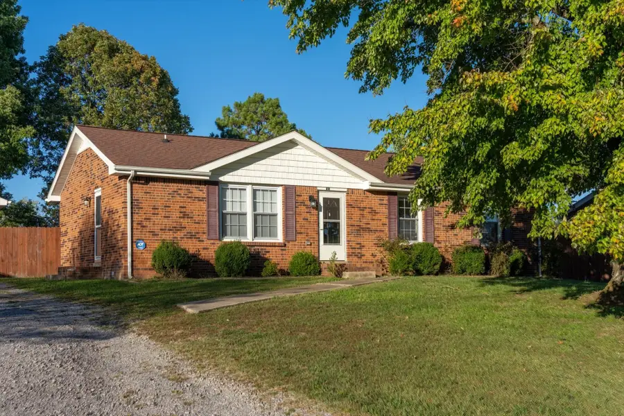515 Cheatham Dr, Clarksville, TN 37042 - Image #2