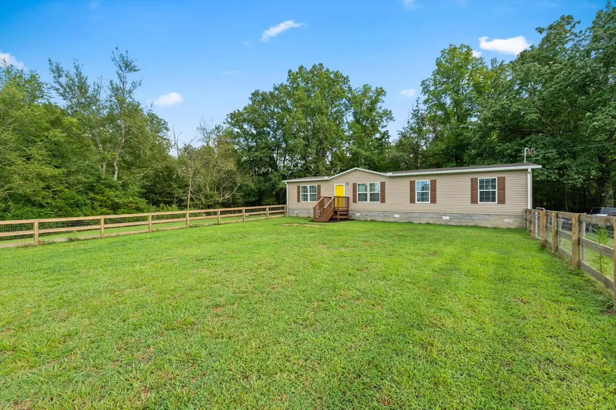5562 Highway 230, Lyles, TN 37098 - Image #1