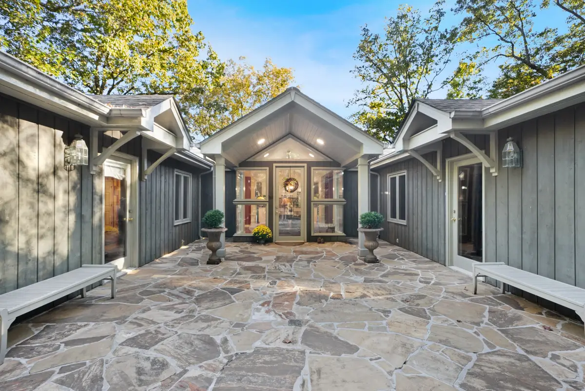 524 Sweetberry Dr, Monteagle, TN 37356 - Image #1