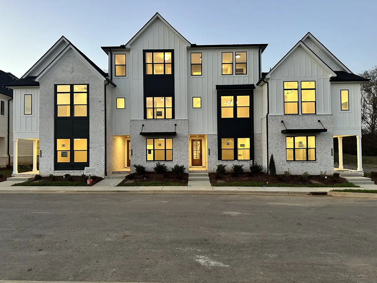 2056 Conductor Ln, Thompsons Station, TN 37179 - Image #1