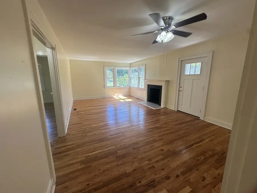 662 W 8th St, Russellville, KY 42276 - Image #2