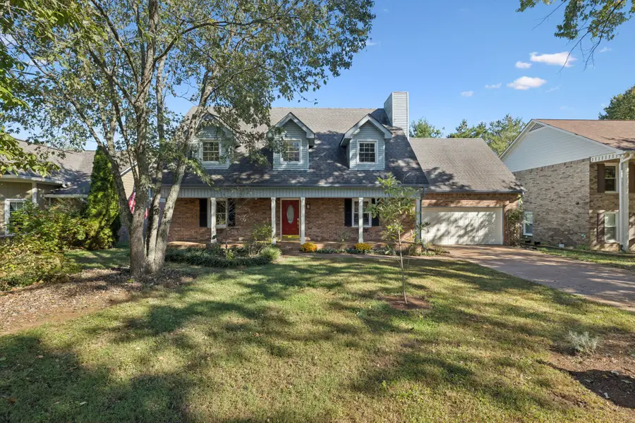 620 Watson Branch Dr, Franklin, TN 37064 - Image #2