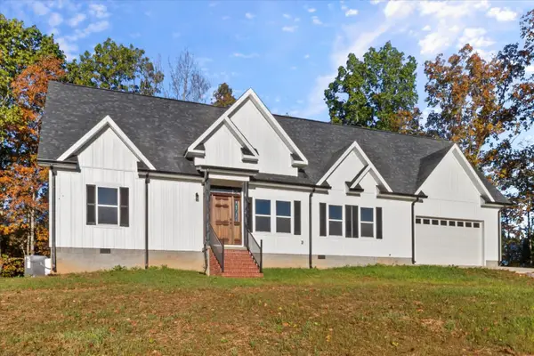 975 Weakley Creek Road, Lawrenceburg, TN 38464