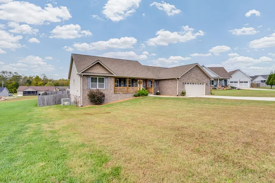 4808 Catherine Ct, Baxter, TN 38544 - Image #2