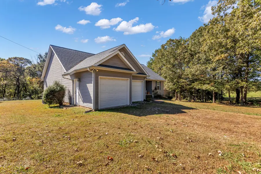 168 Mitchell St, Hohenwald, TN 38462 - Image #3