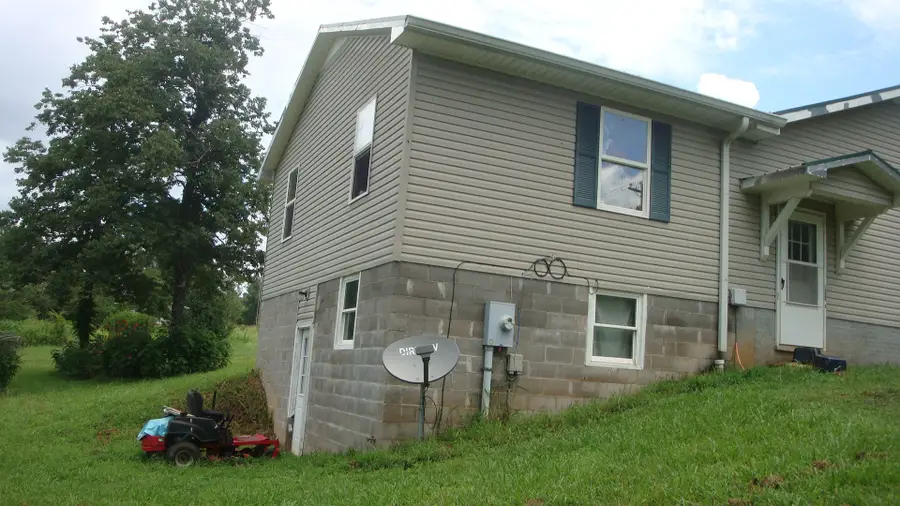 735 Poplar Springs Rd N, Savannah, TN 38372 - Image #3