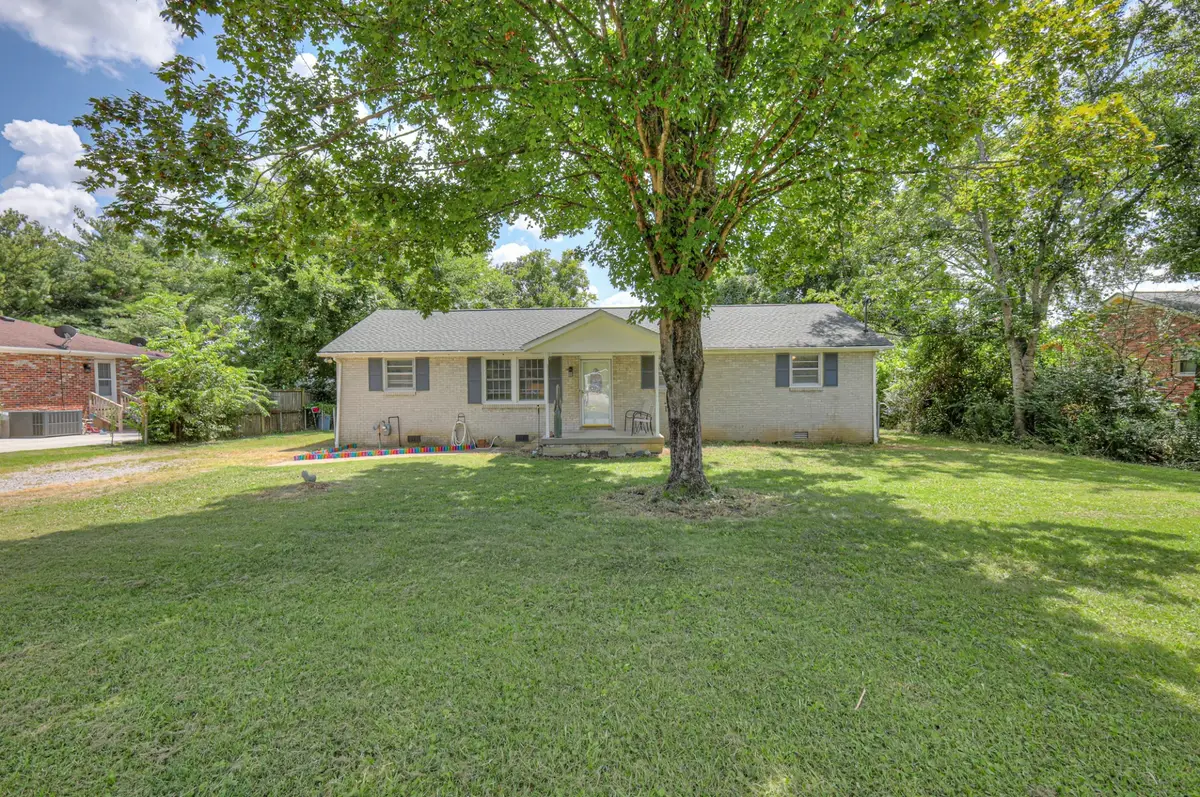 140 Parrish St, La Vergne, TN 37086 - Image #1