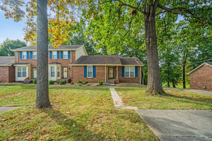 3084 Woody Ln, Clarksville, TN 37043 - Image #2