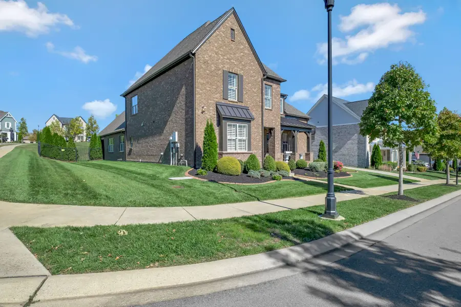 2031 Hornsby Dr, Franklin, TN 37064 - Image #3