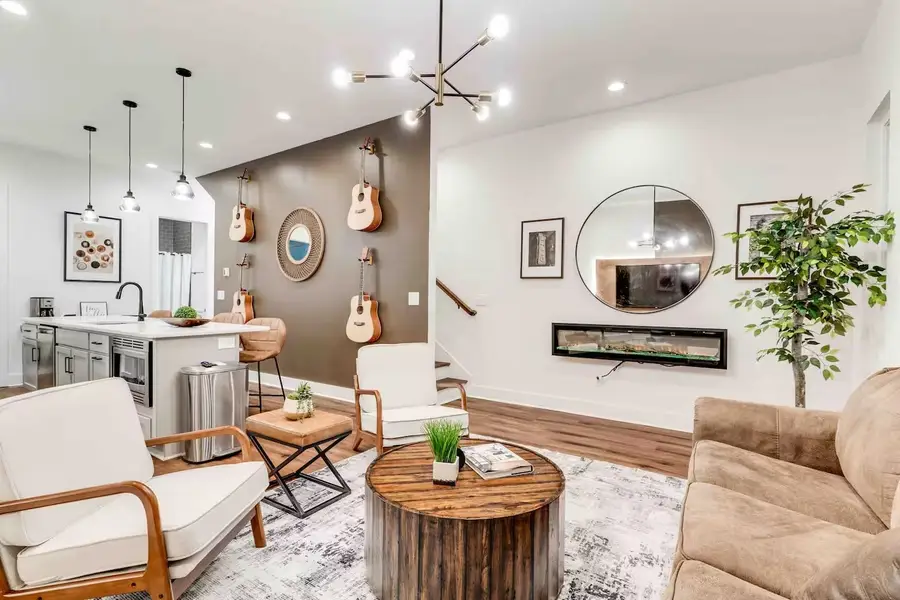 2403B Jefferson St, Nashville, TN 37208 - Image #2