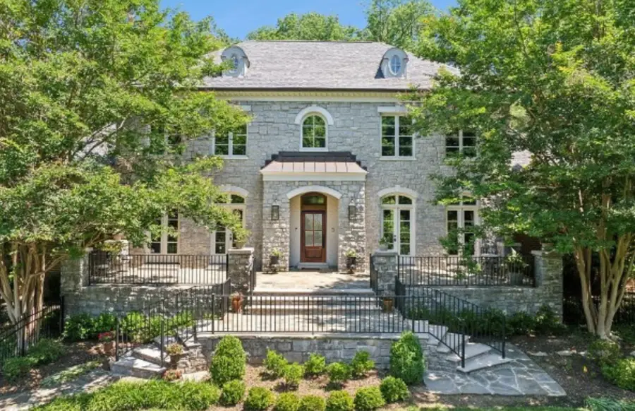 1810 Tyne Blvd, Nashville, TN 37215 - Image #3