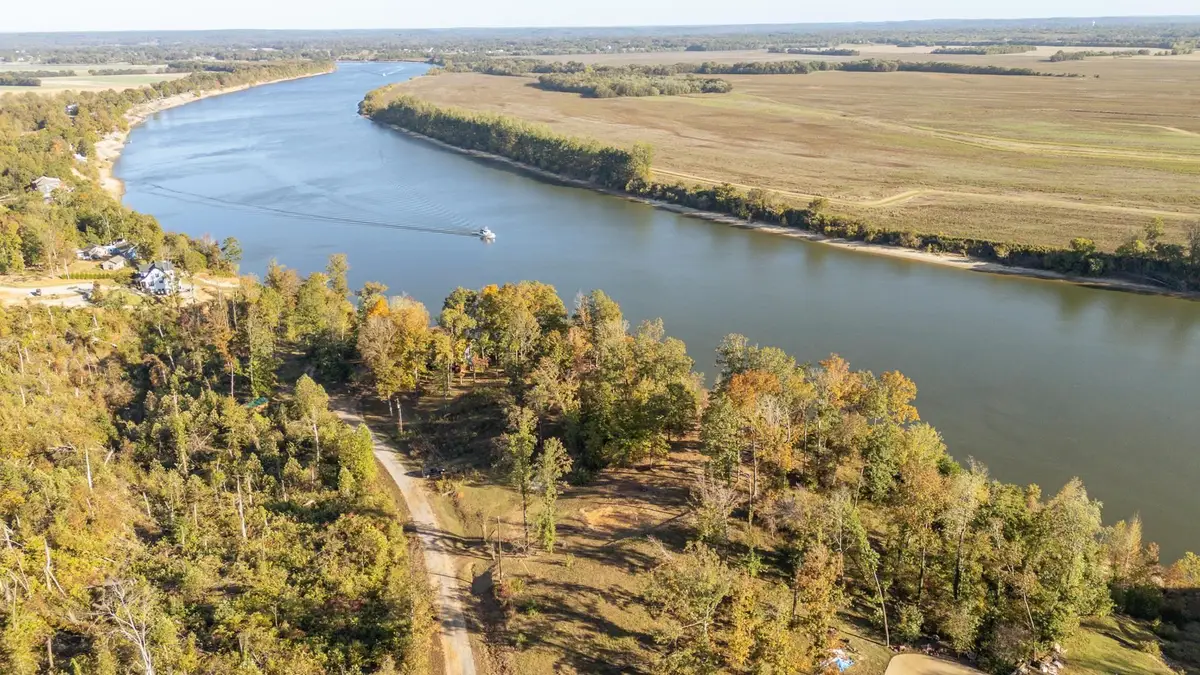 60 Sleepy Hollow Ln, Morris Chapel, TN 38361 - Image #1