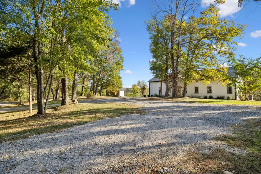 6060 Washer Rd, Lyles, TN 37098 - Image #2