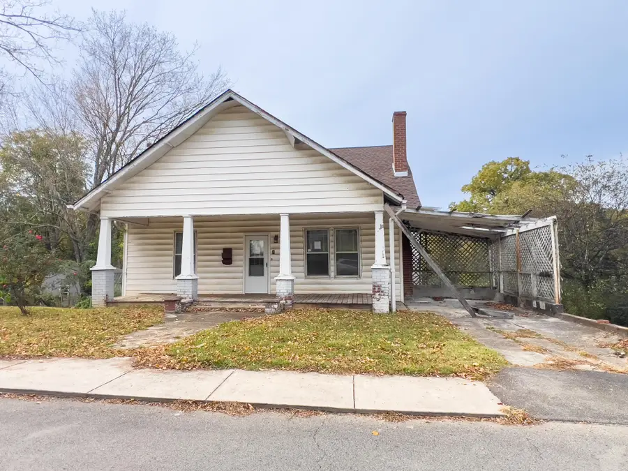 1202 Georgia Avenue, Athens, TN 37303 - #2