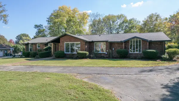 205 Bluegrass Dr, Hendersonville, TN 37075