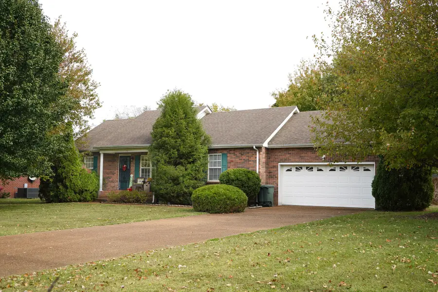 211 Amy Dr, Portland, TN 37148 - Image #3