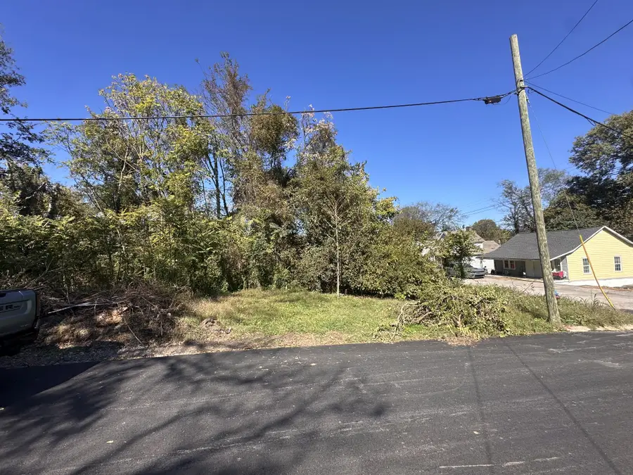 812 Woodside St, Columbia, TN 38401 - Image #3