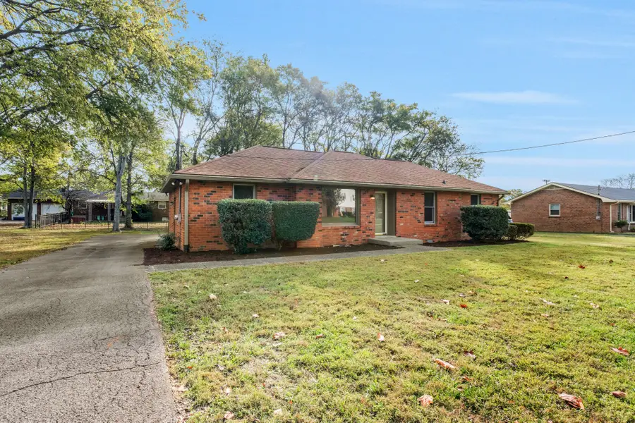 104 Iris Ct, Hendersonville, TN 37075 - Image #3