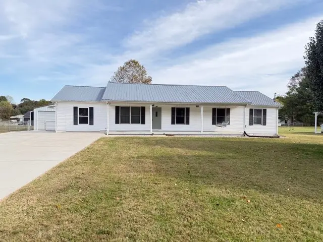 300 Deer Cir, Estill Springs, TN 37330 - Image #1