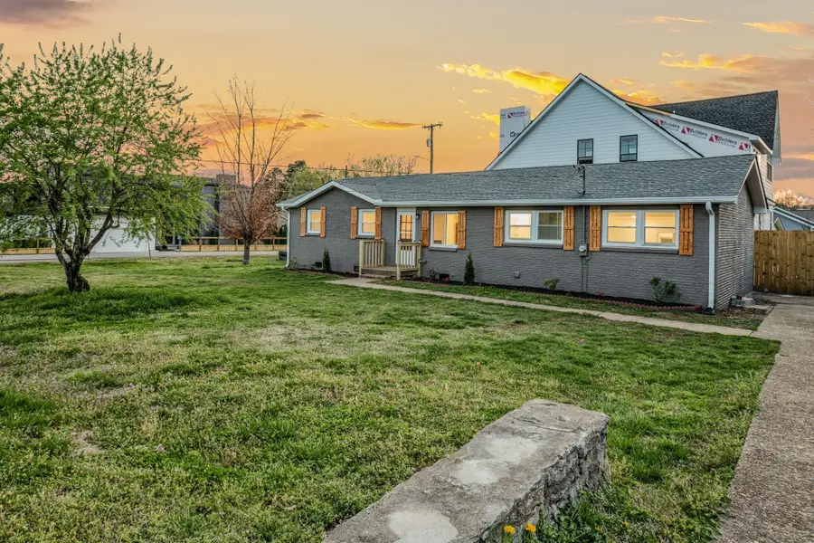 2640 Barclay Dr, Nashville, TN 37206 - Image #2