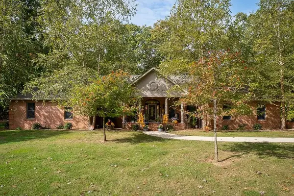 708 Low Gap Rd, Sparta, TN 38583