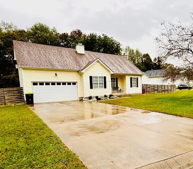 3811 Mcallister Dr, Clarksville, TN 37042 - Image #1