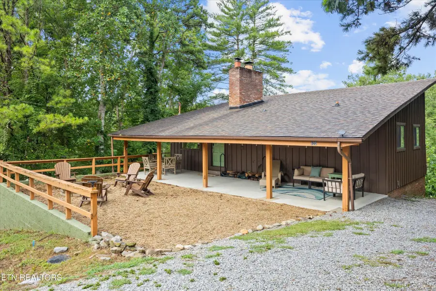 123 Cutter Gap Rd, Townsend, TN 37882 - Image #2