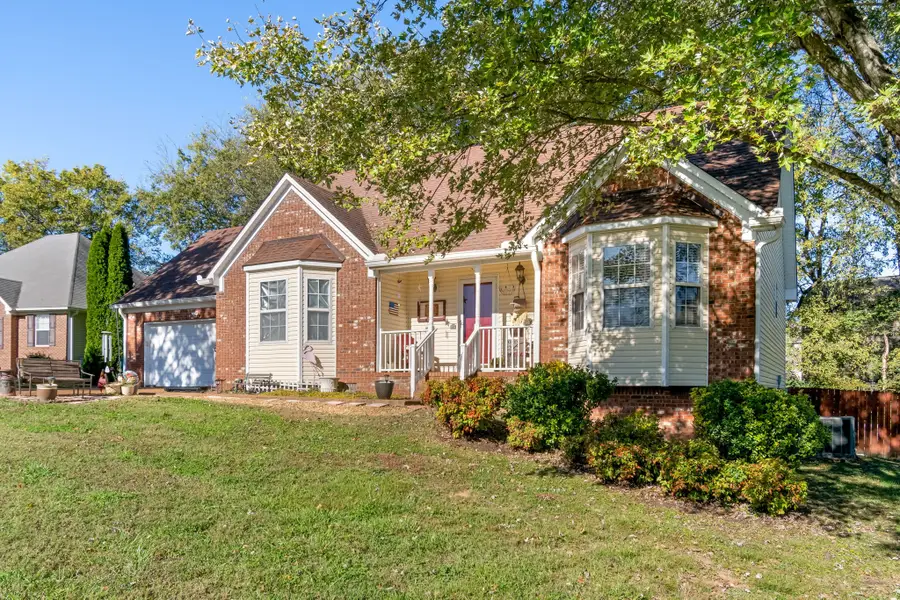 2653 Danbury Cir, Spring Hill, TN 37174 - Image #2