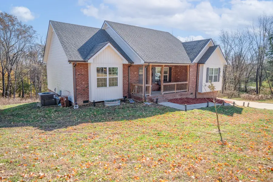 161 Crestview Dr, Lewisburg, TN 37091 - Image #2