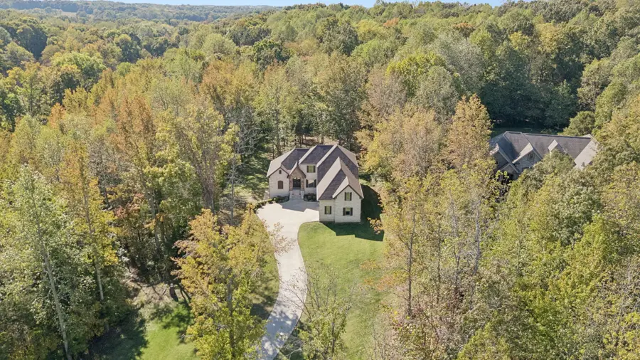 1040 Washington Dr, Cottontown, TN 37048 - Image #2