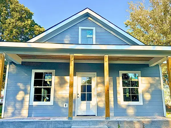 207 Scott St, Dickson, TN 37055