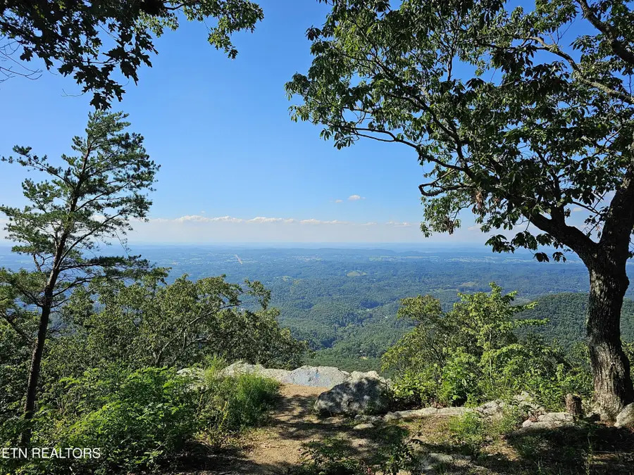 2820 Dupont Springs Rd, Sevierville, TN 37862 - Image #3